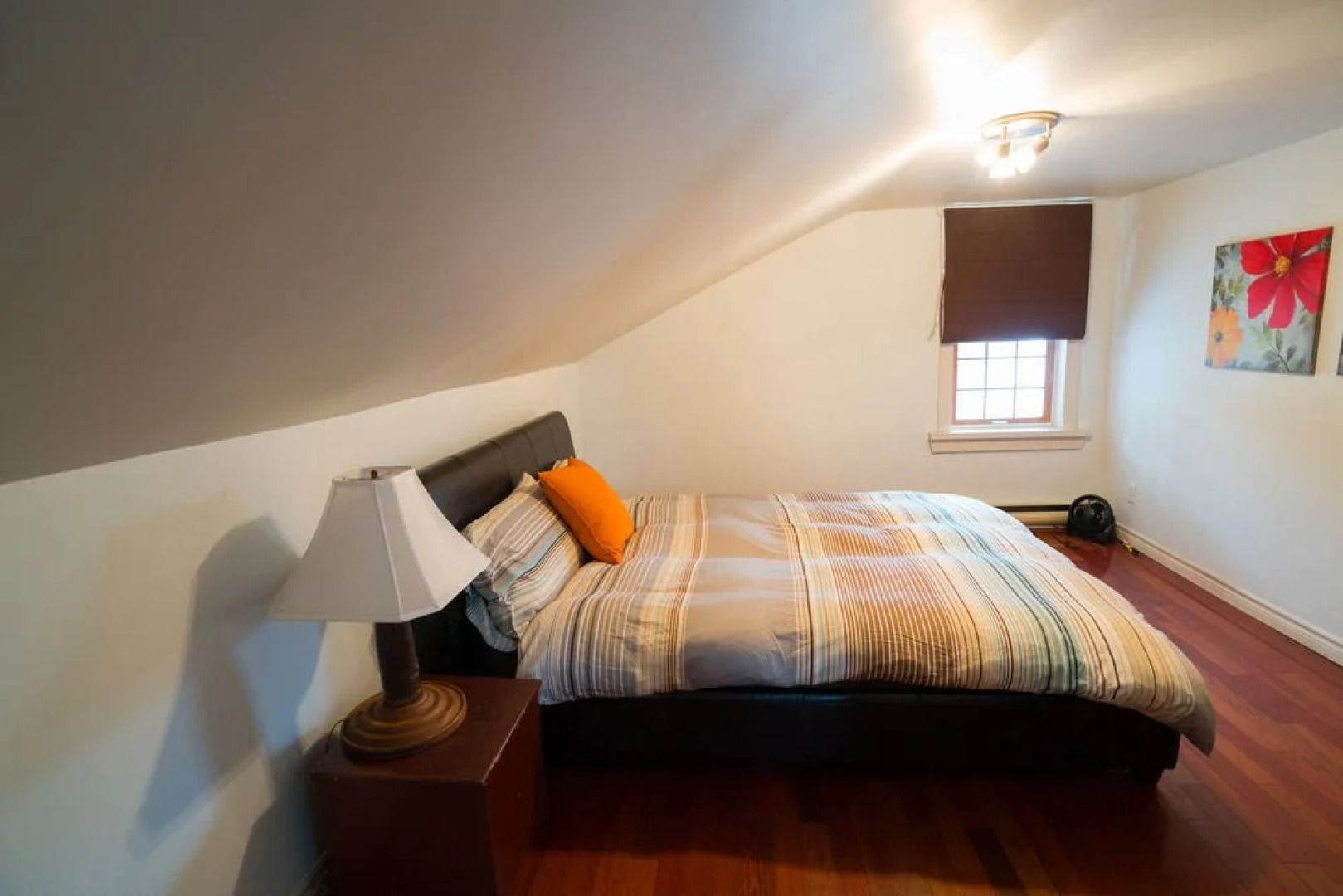 Cape Cod Cottage On River Rouge