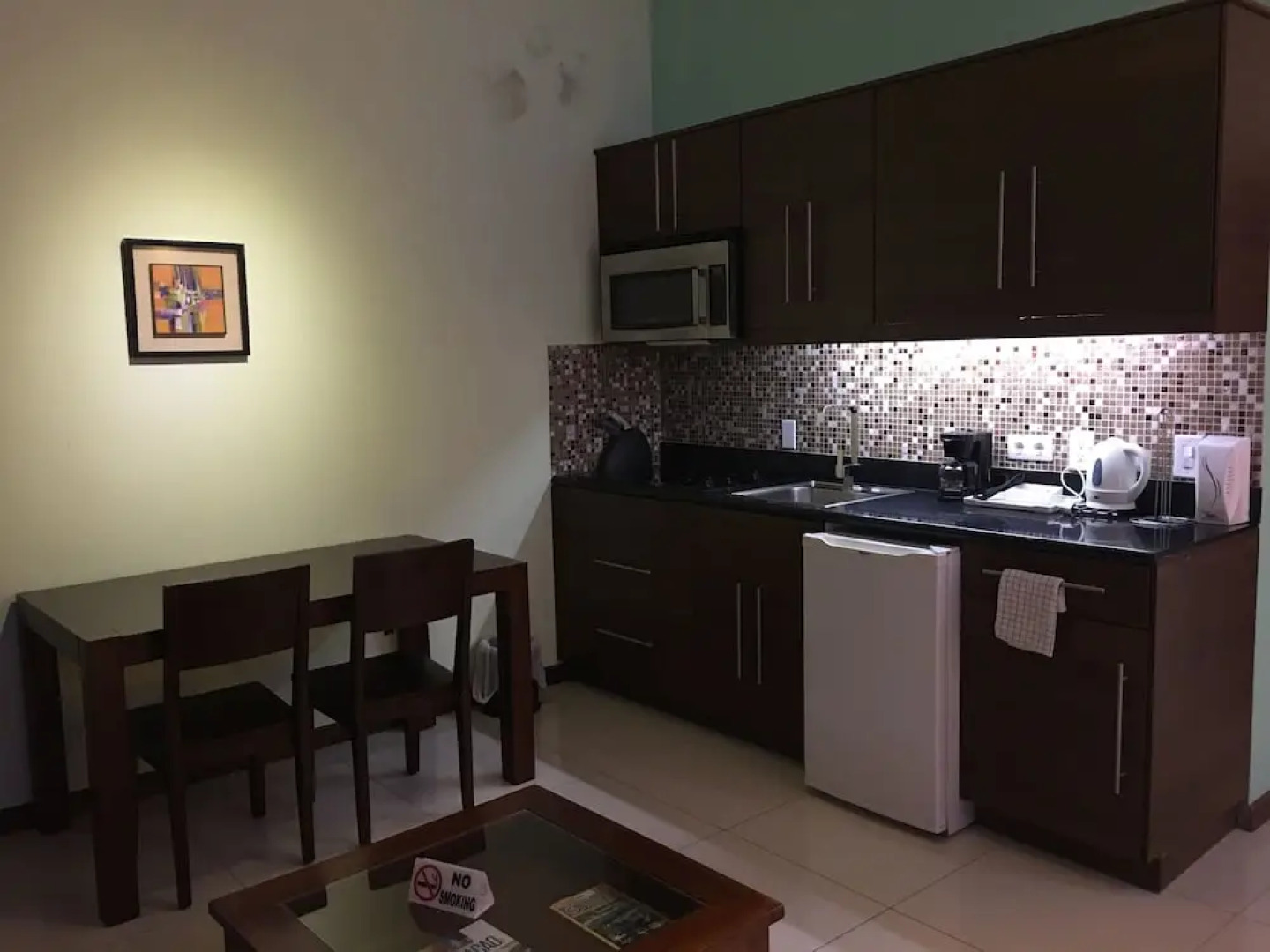 Quint's Travelers Inn