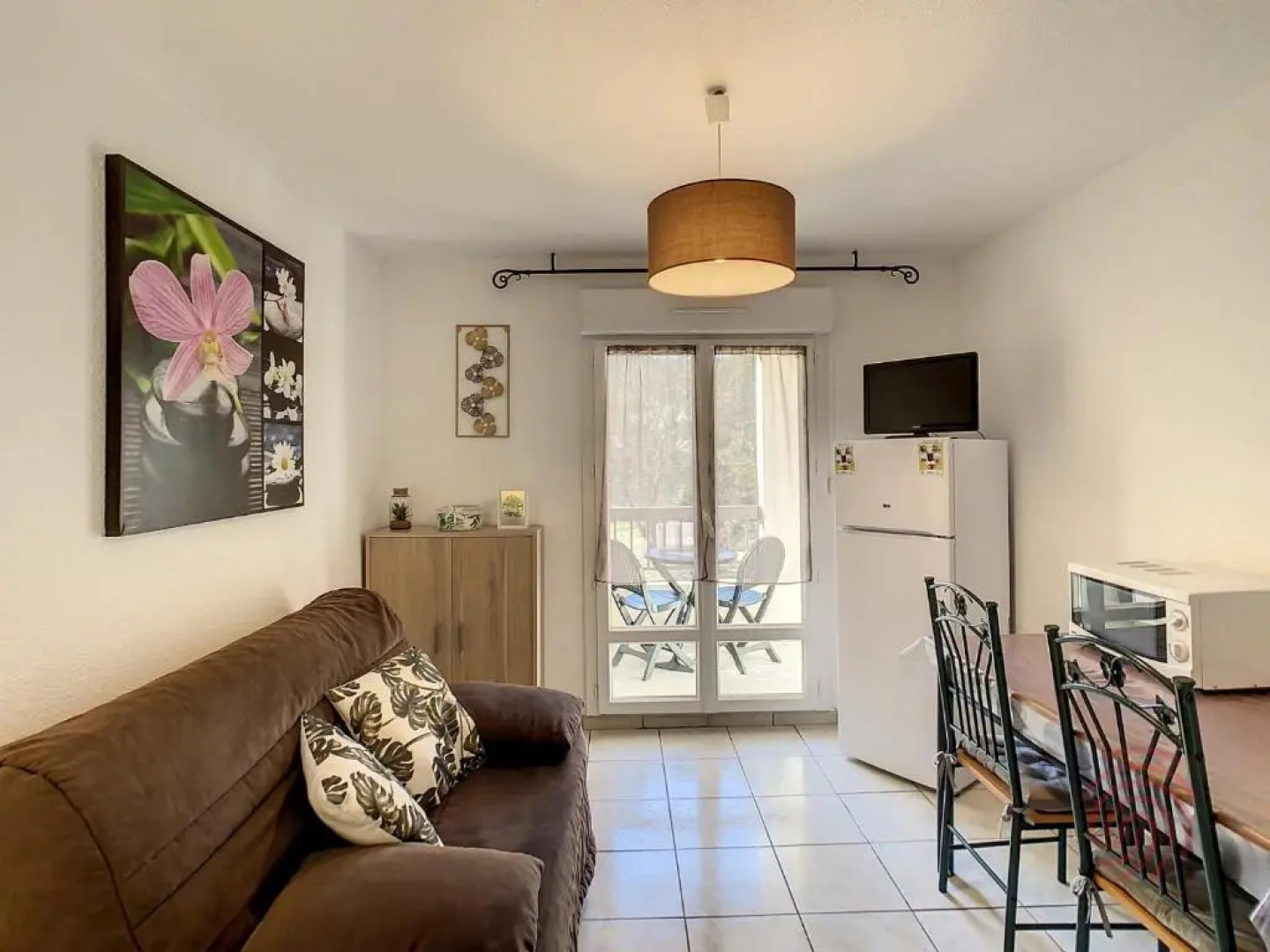 Appartement Lamalou-les-Bains, 1 pièce, 2 personnes - FR-1-451-123