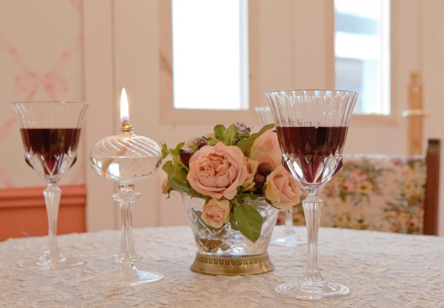 The Elliot - Adults only