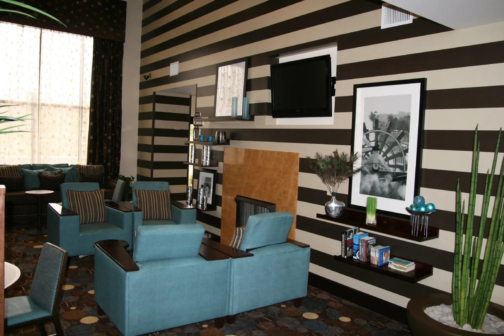 Hampton Inn & Suites Nashville @ Opryland