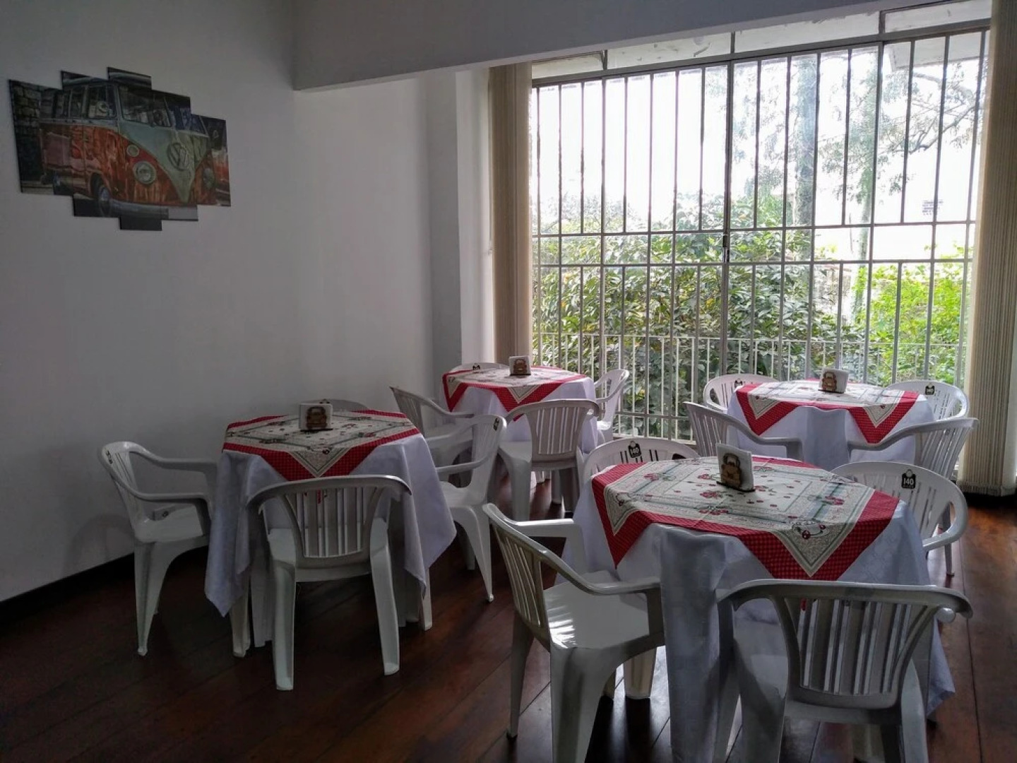 Hostel Kombi Curitiba - filial Jardim Botânico