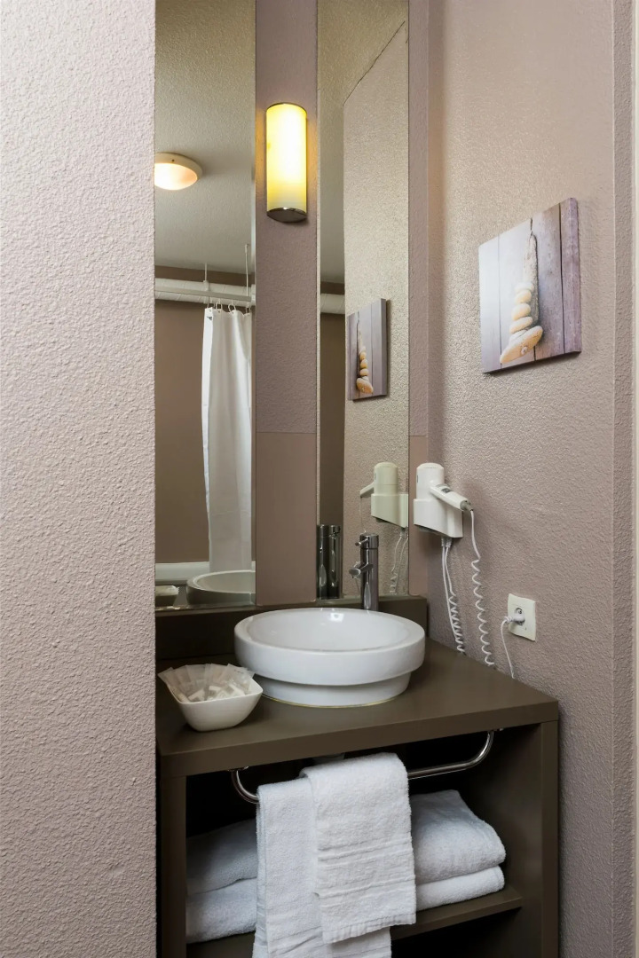 Ténéo Apparthotel Talence - Centre