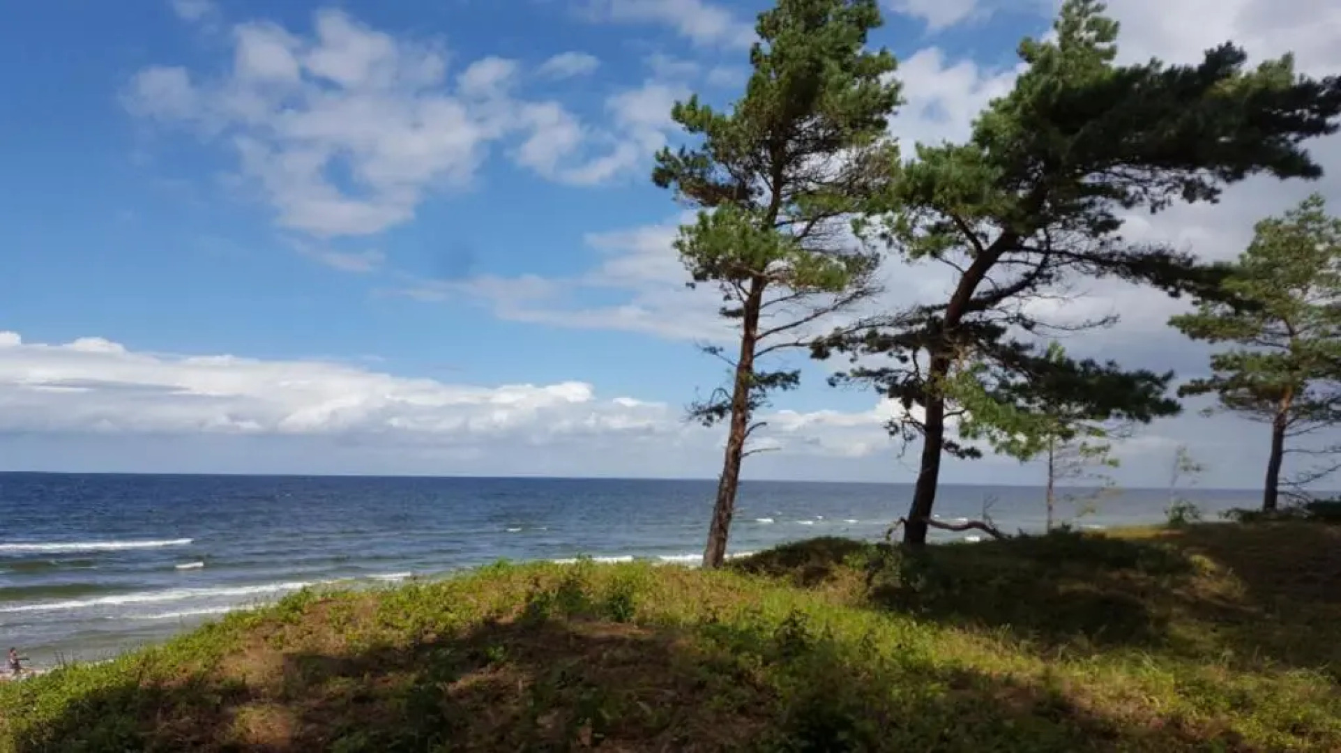 Wiselka Holiday House-1,2km to the beach; 5 bedrooms, 3 bahrooms; fire place. Private sauna!