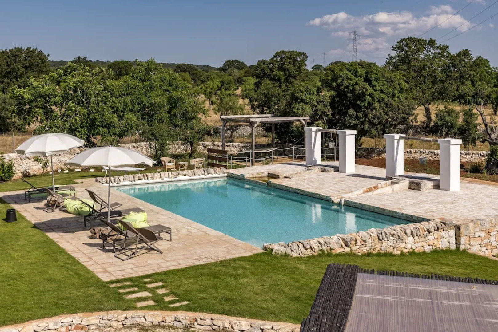 Don Diego, Trulli Villa with pool