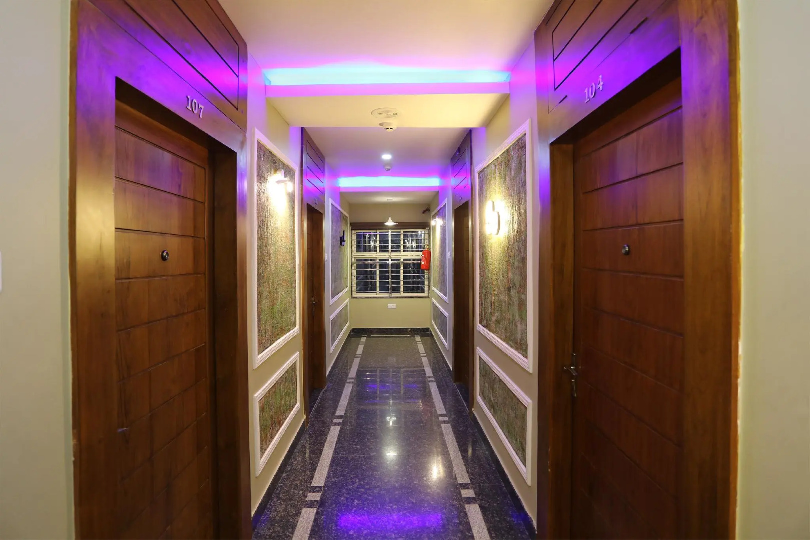 OYO 72293 Aradhya Regency