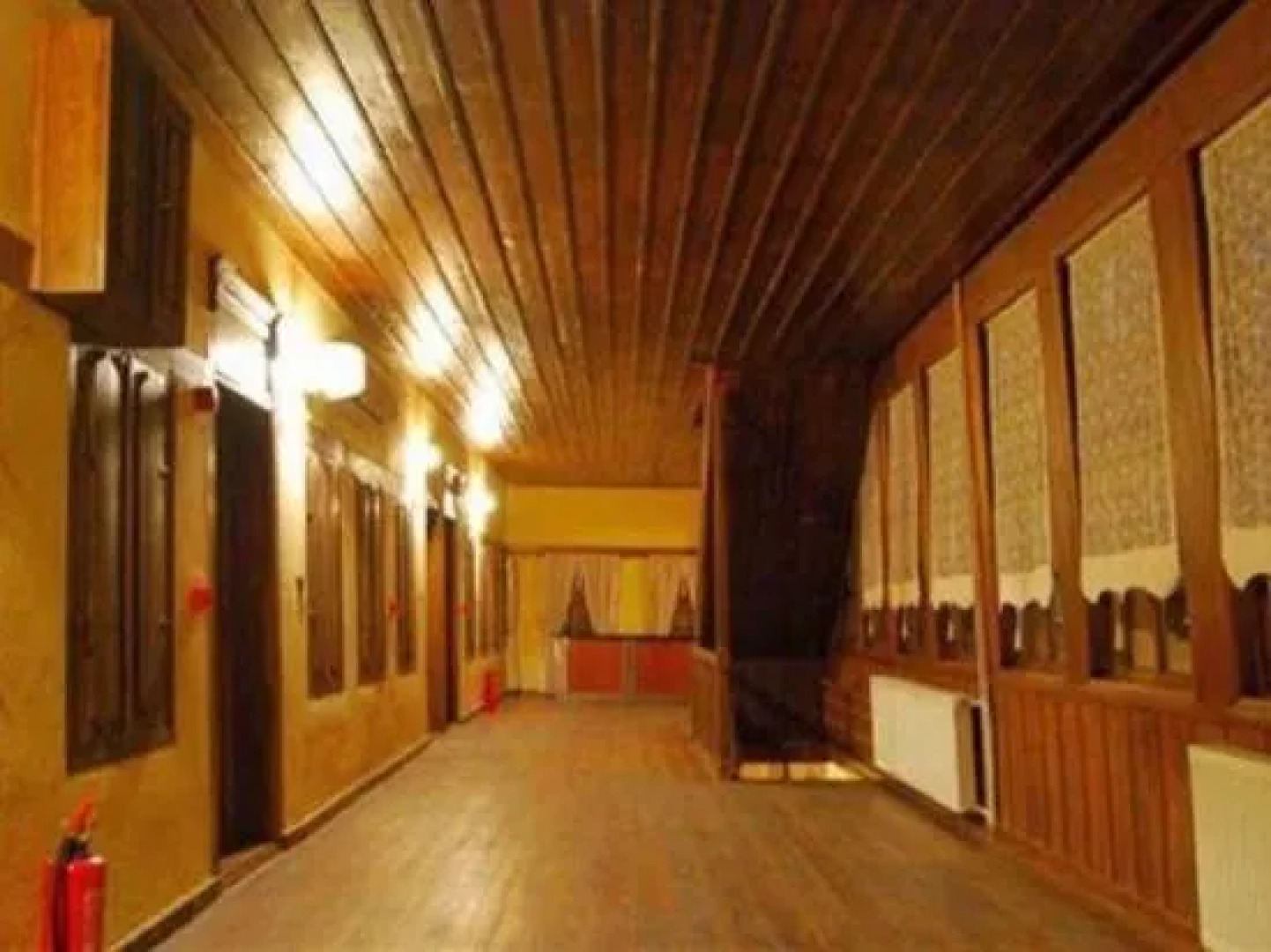 Anemon Kula - Special Class