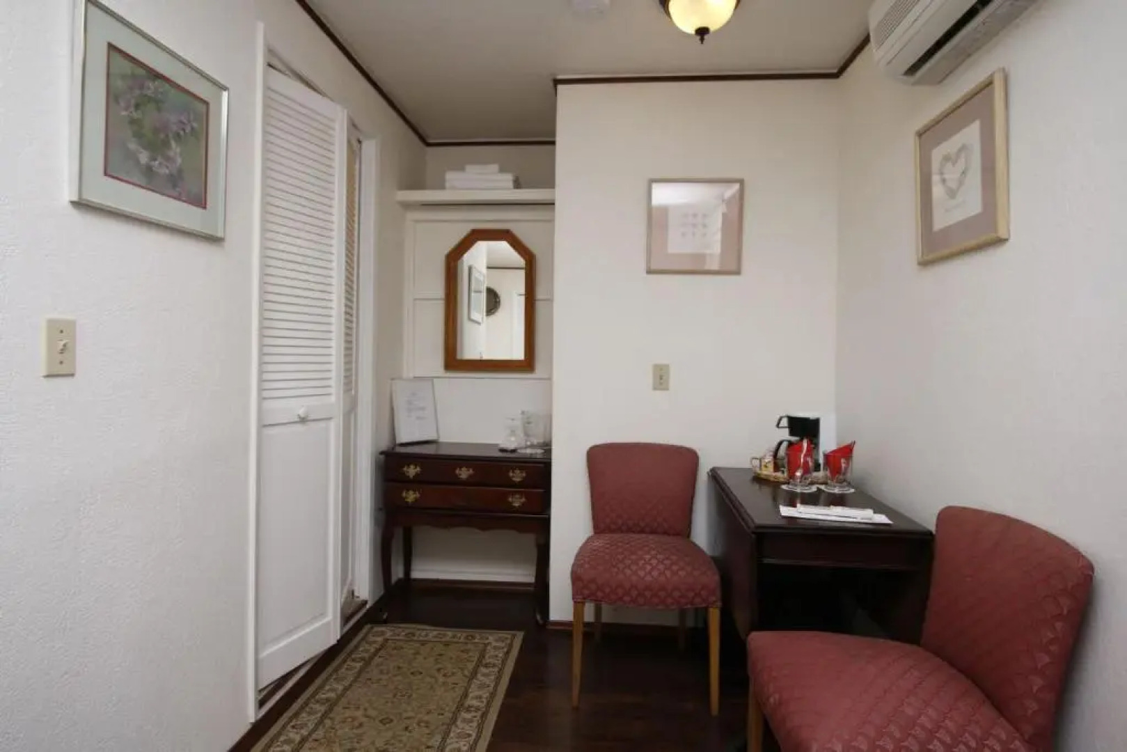 Bradford Place Inn & Gardens