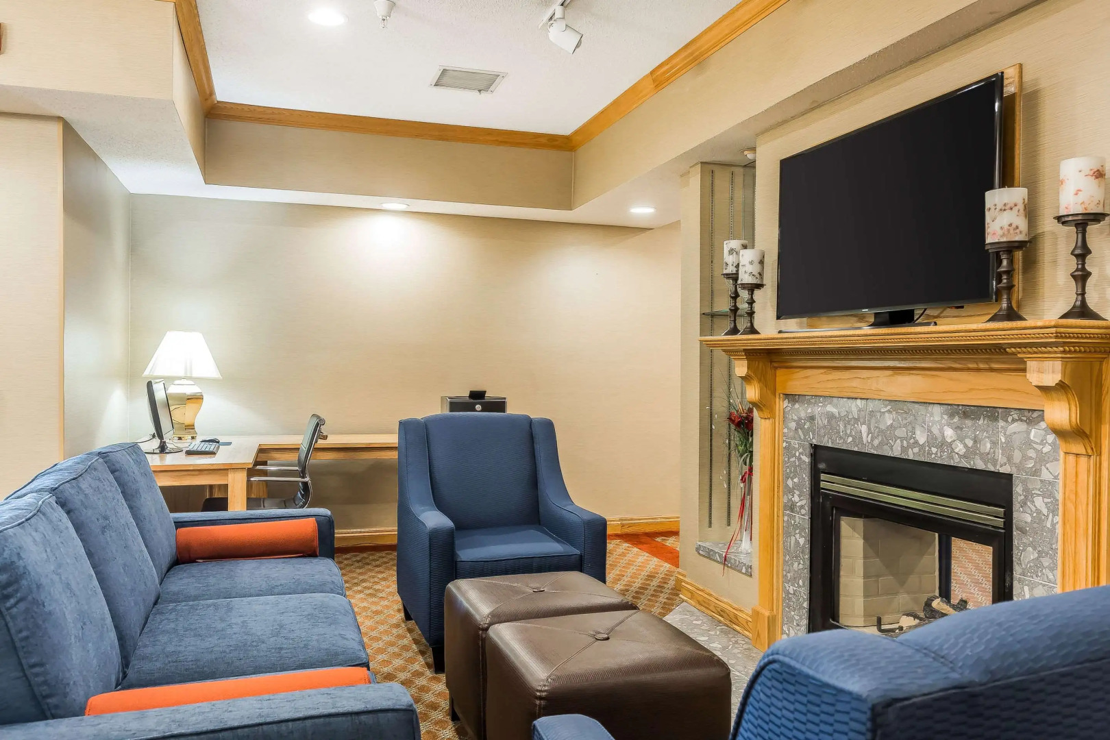 Comfort Inn & Suites Mishawaka - South Bend