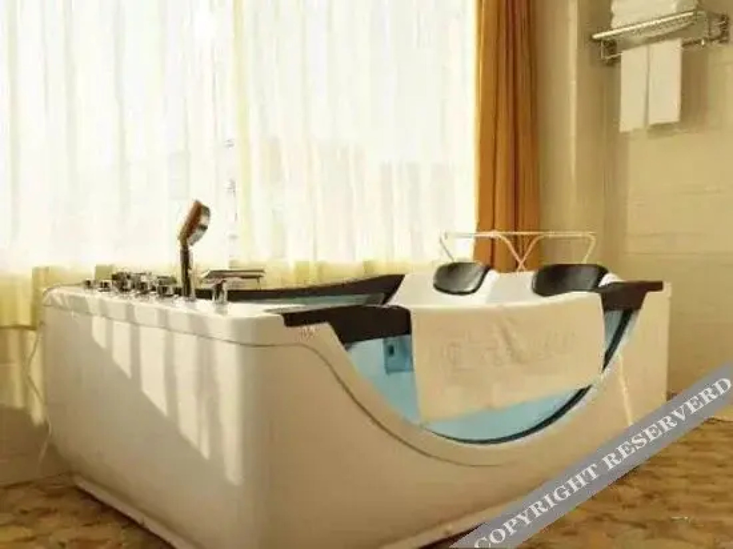 Yatai Hot Spring Resort