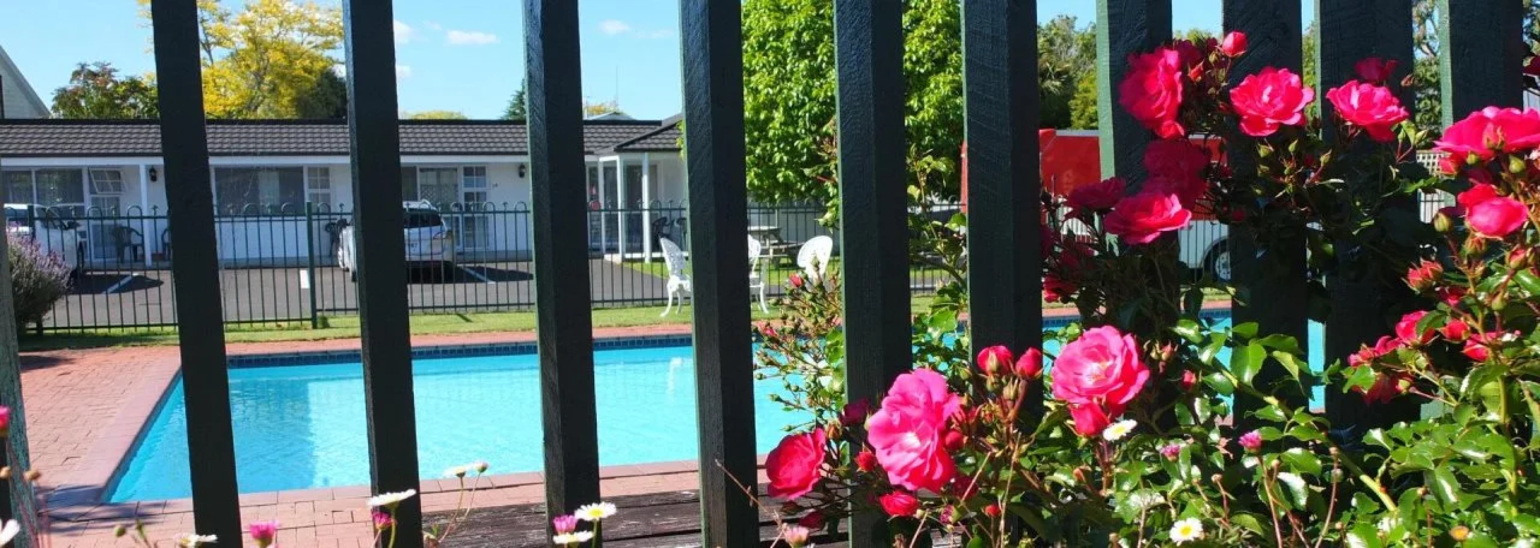 Colonial Court Motel