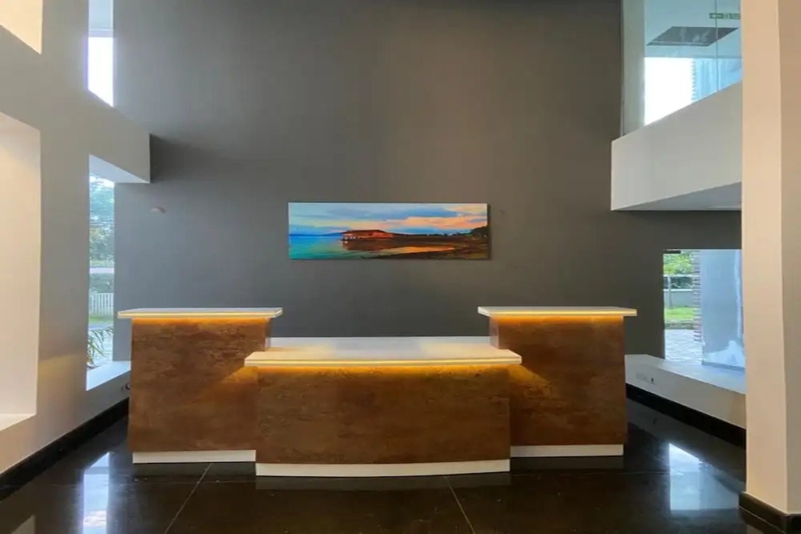 Transit Suites by GrandWest