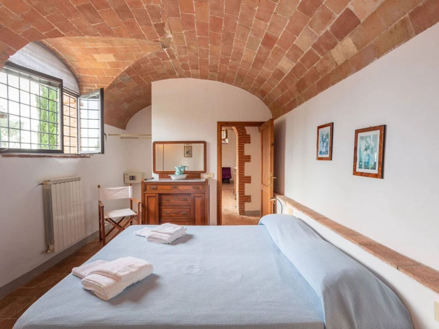 Tuscan Cottage With 2 Pools