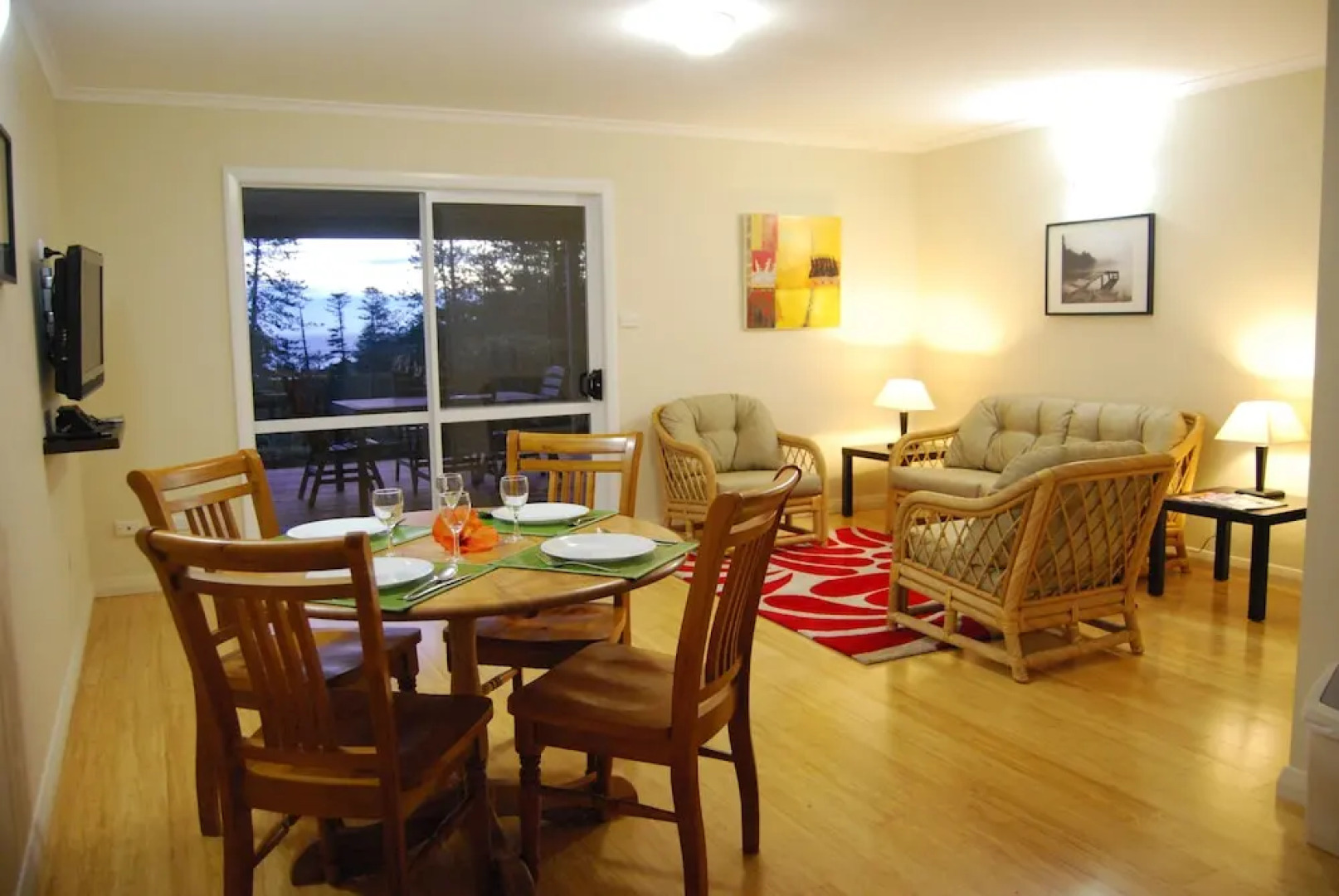 Kentia Holiday Apartments