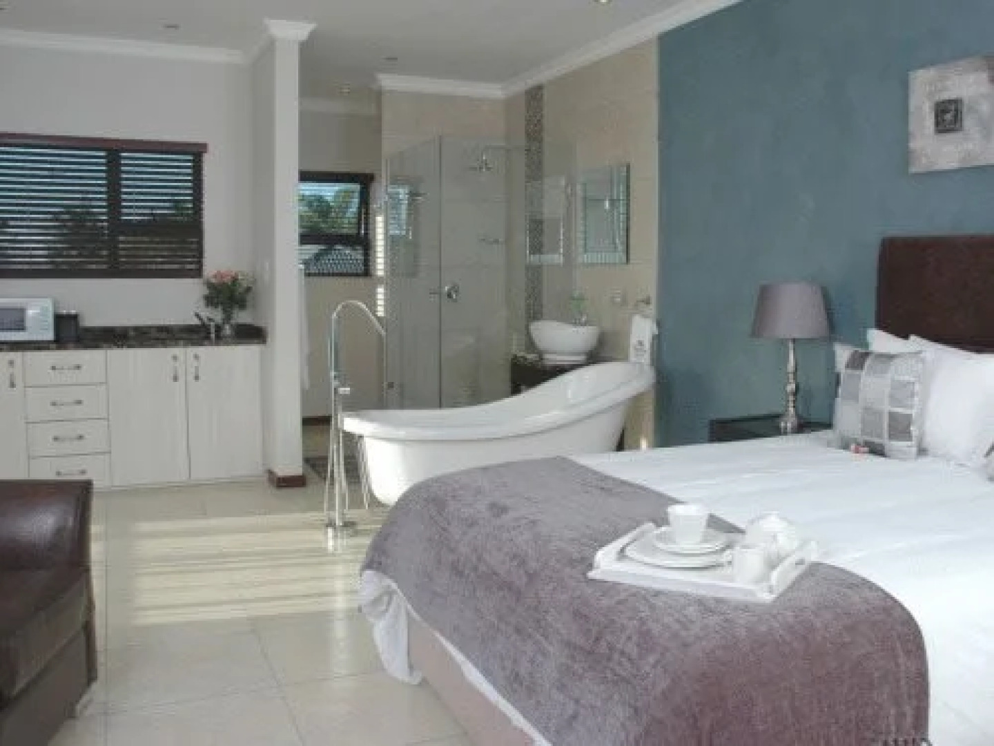 36 On Bonza Boutique Hotel