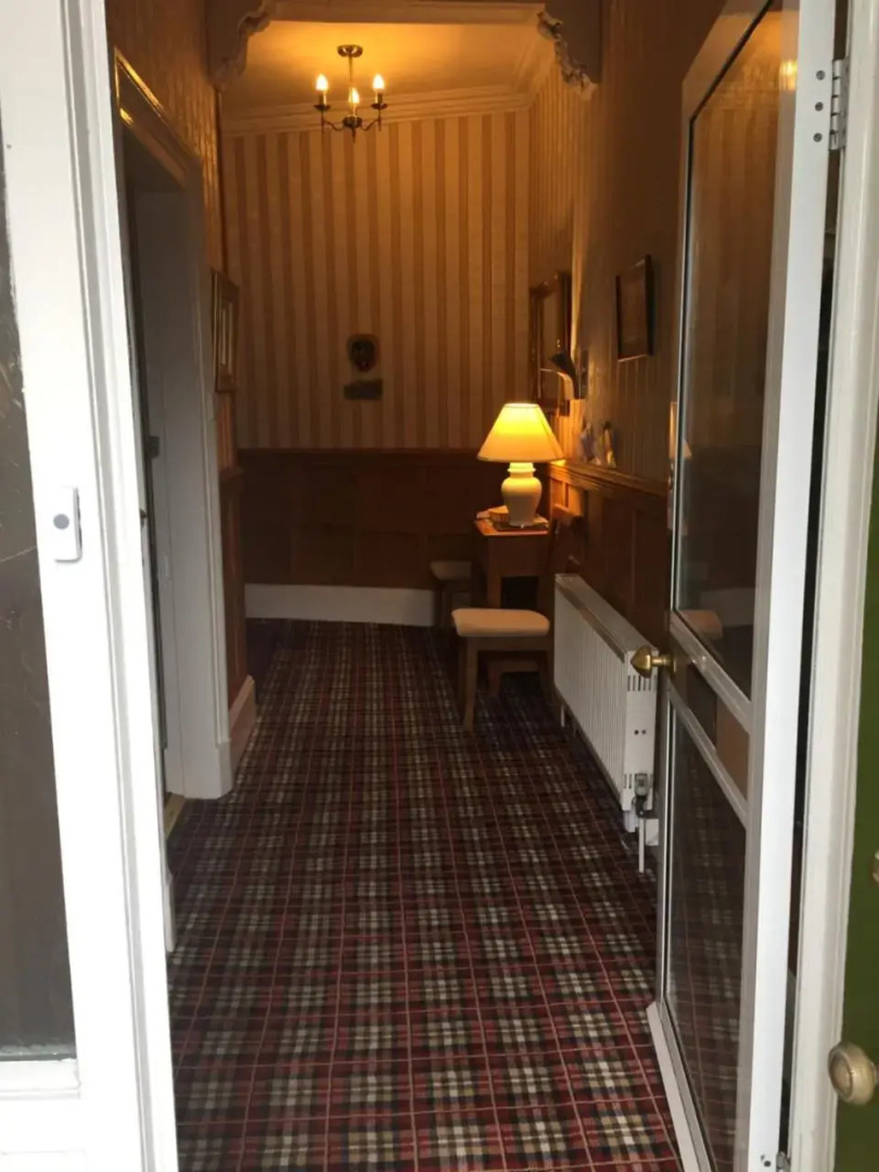 The Ivy House Ferry Link