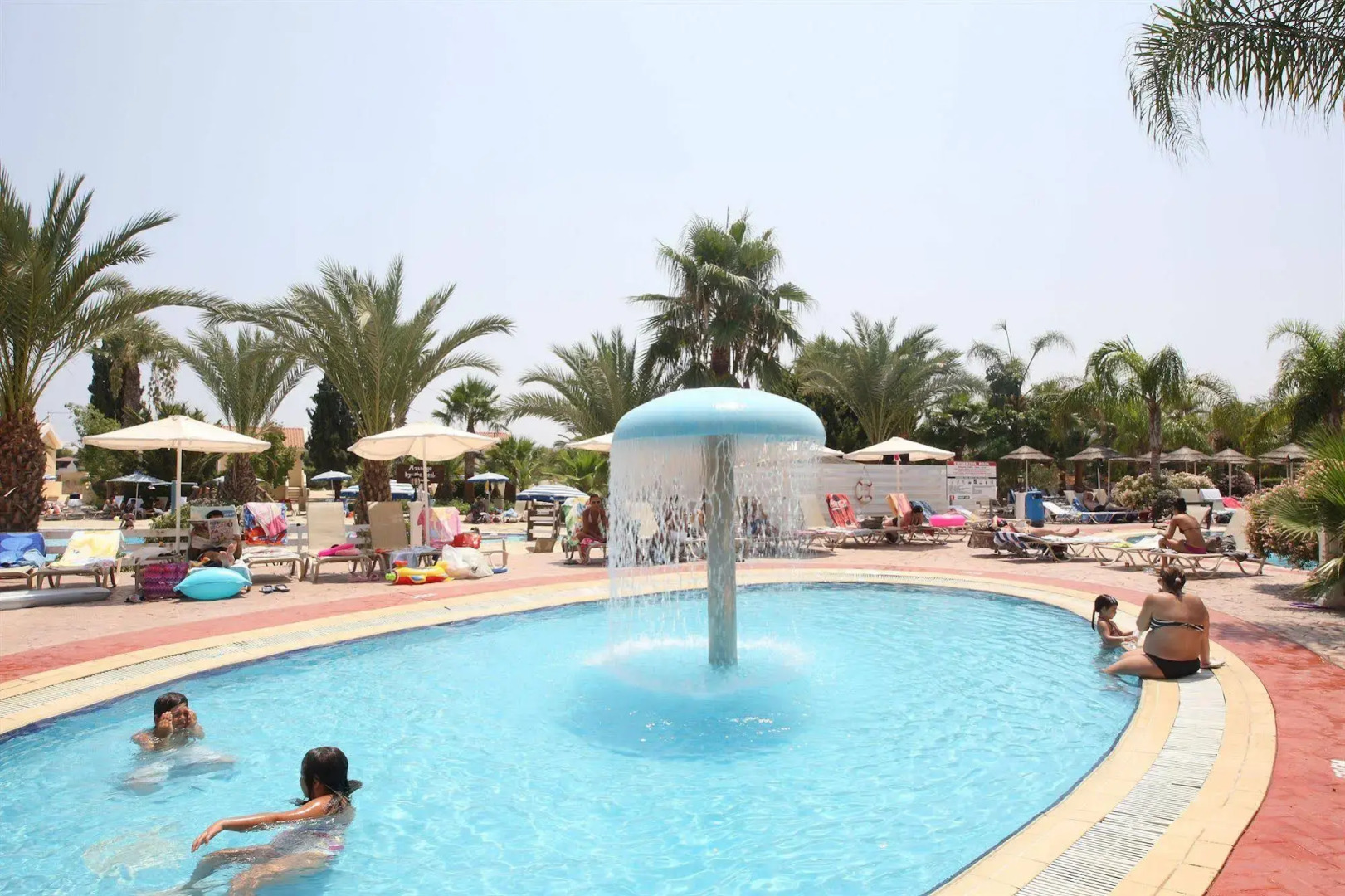 Tsokkos Gardens Hotel & Apartments