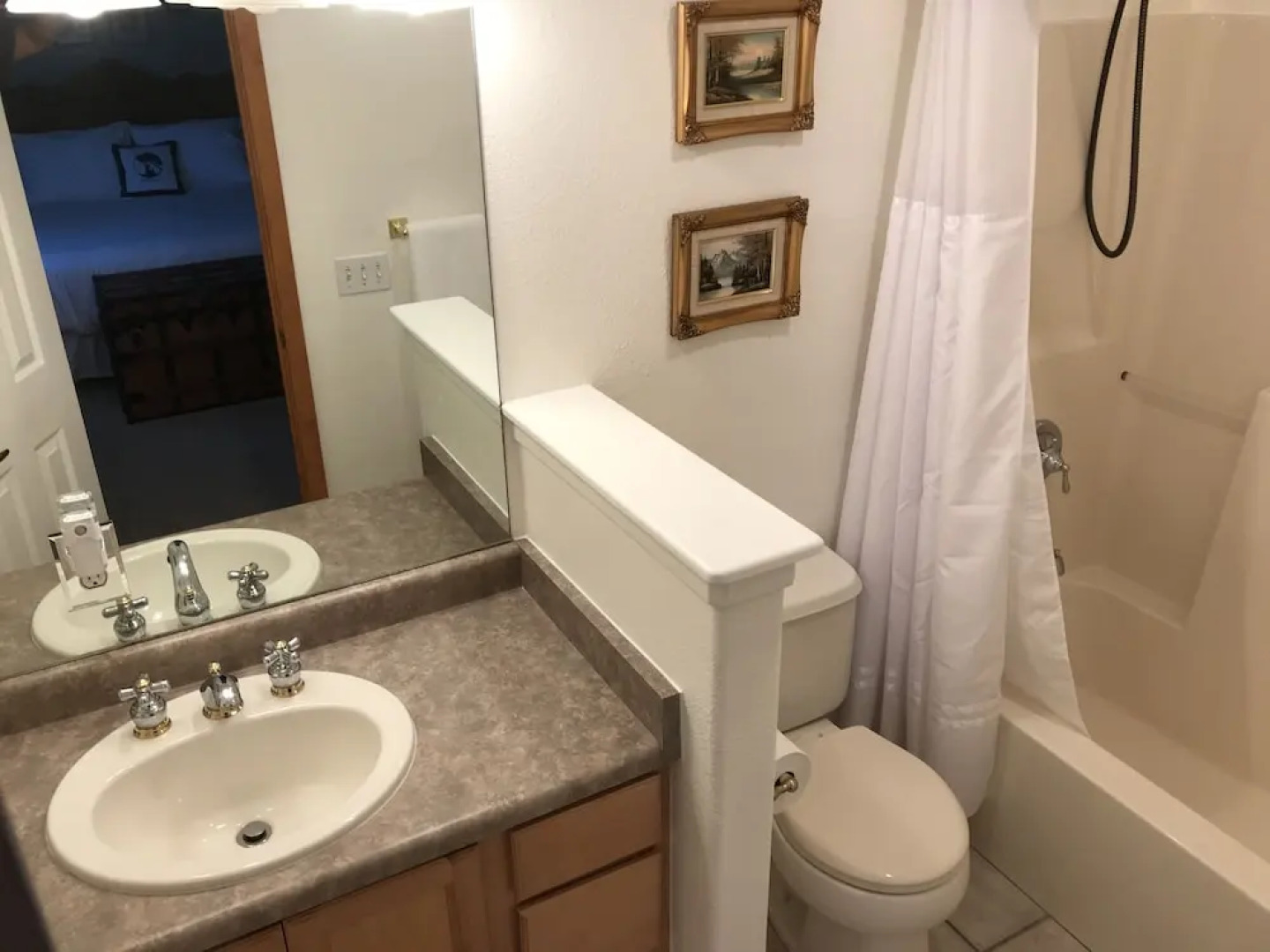 Dancing Moon Bed & Breakfast