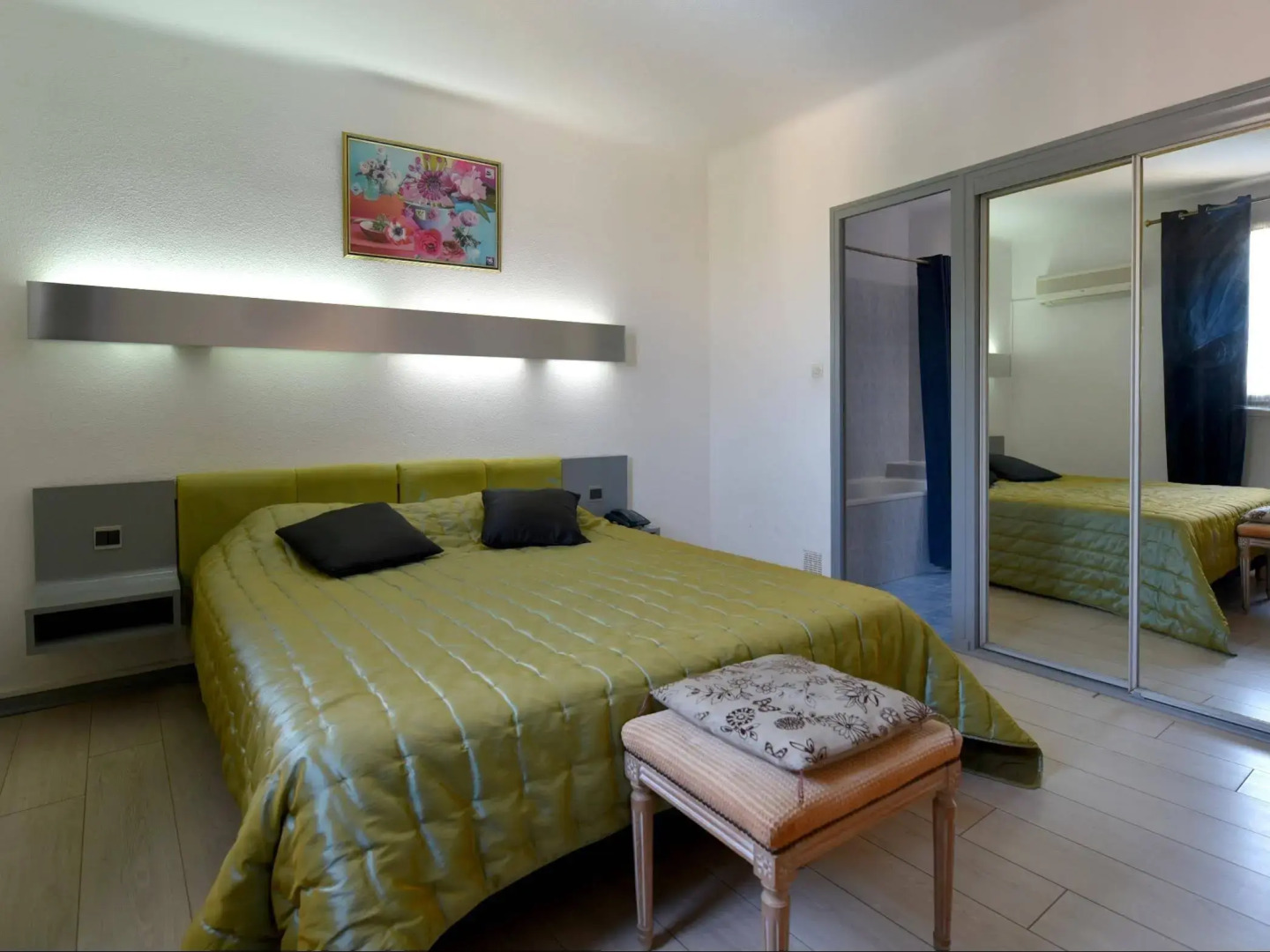 Logis Hôtel La Bastide d'Entraigues