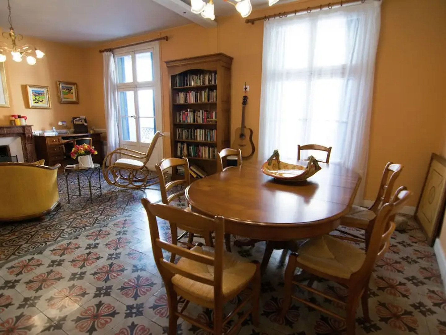 Historical Villa in Thezan-les-Beziers with Garden