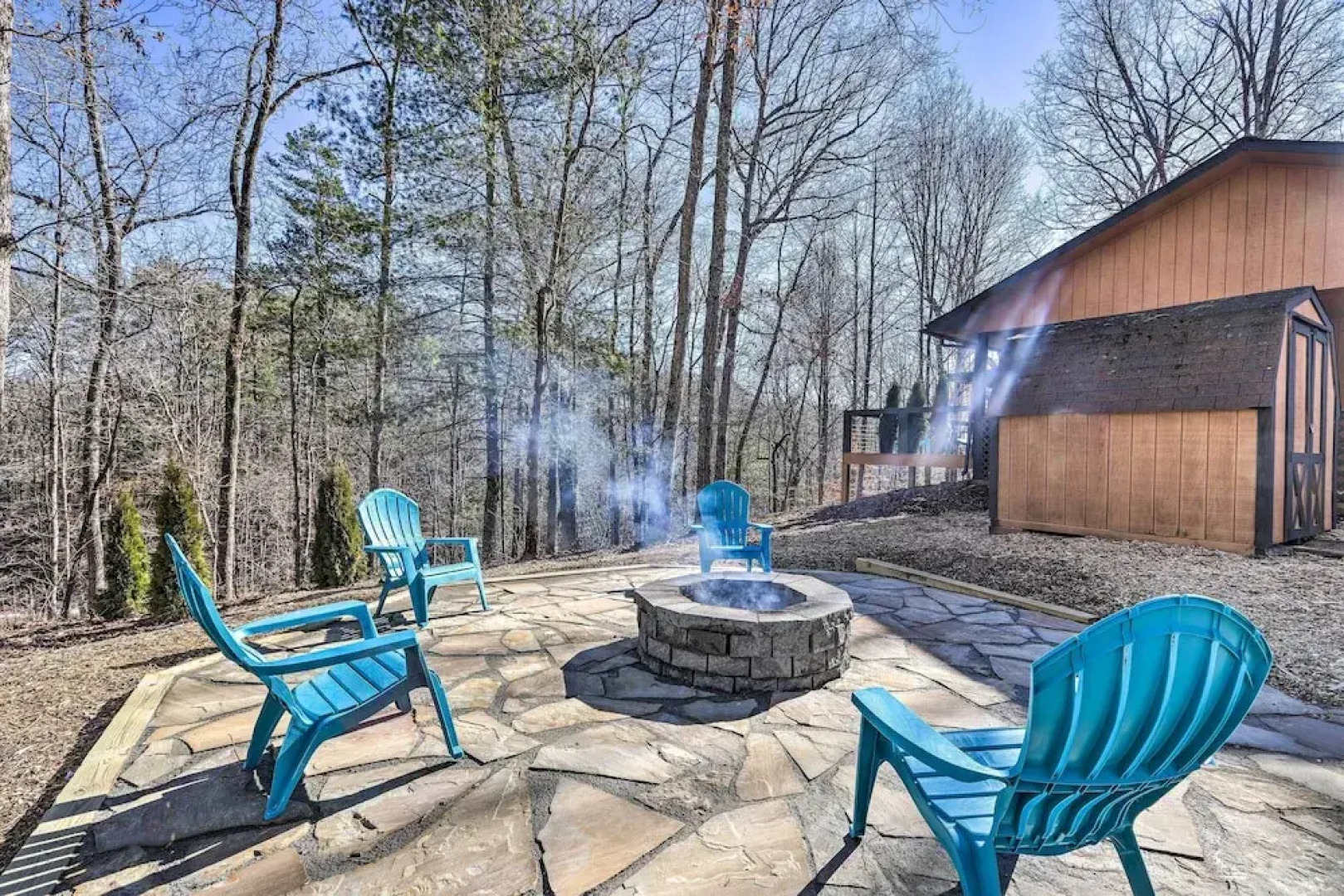Charming Murphy Escape w/ Fire Pit & Hot Tub!