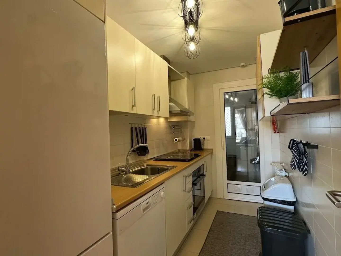 Golf Resort - Apartment - Sleeps4 - Pool - Parking