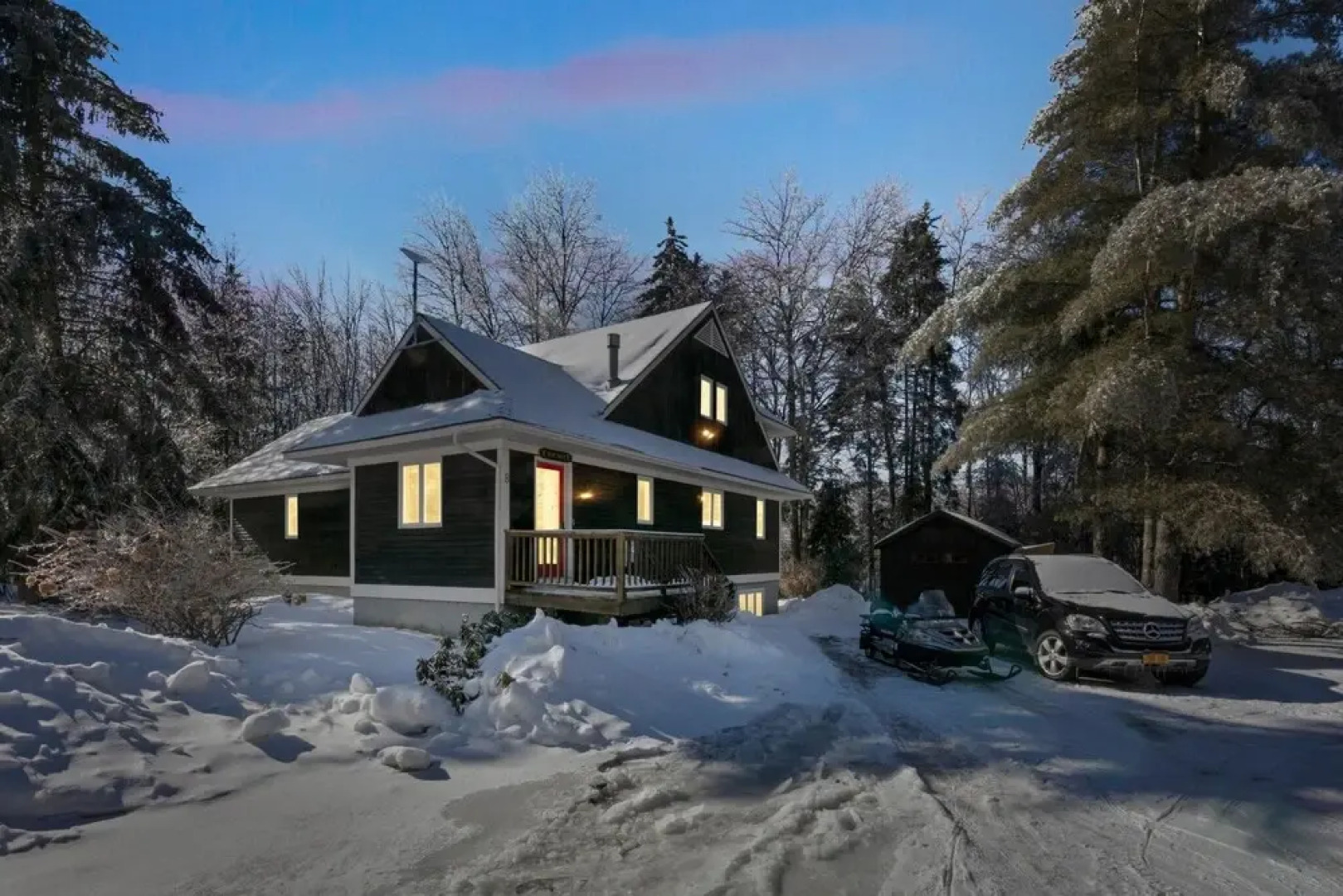 "why Not" - A Gorgeous Designer Decorated West Dover Home Located Next To Mt Snow Golf Club And Ski Mountain 5 Bedroom Home by Redawning