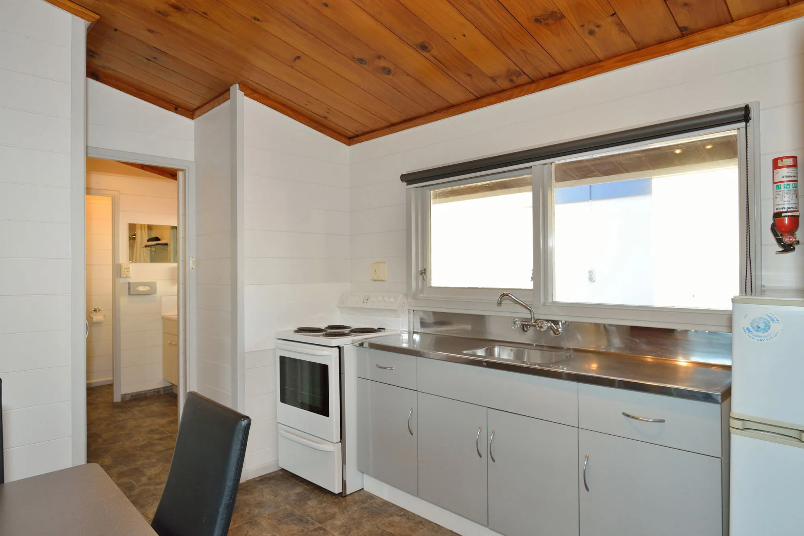 Waikanae Beach Motel