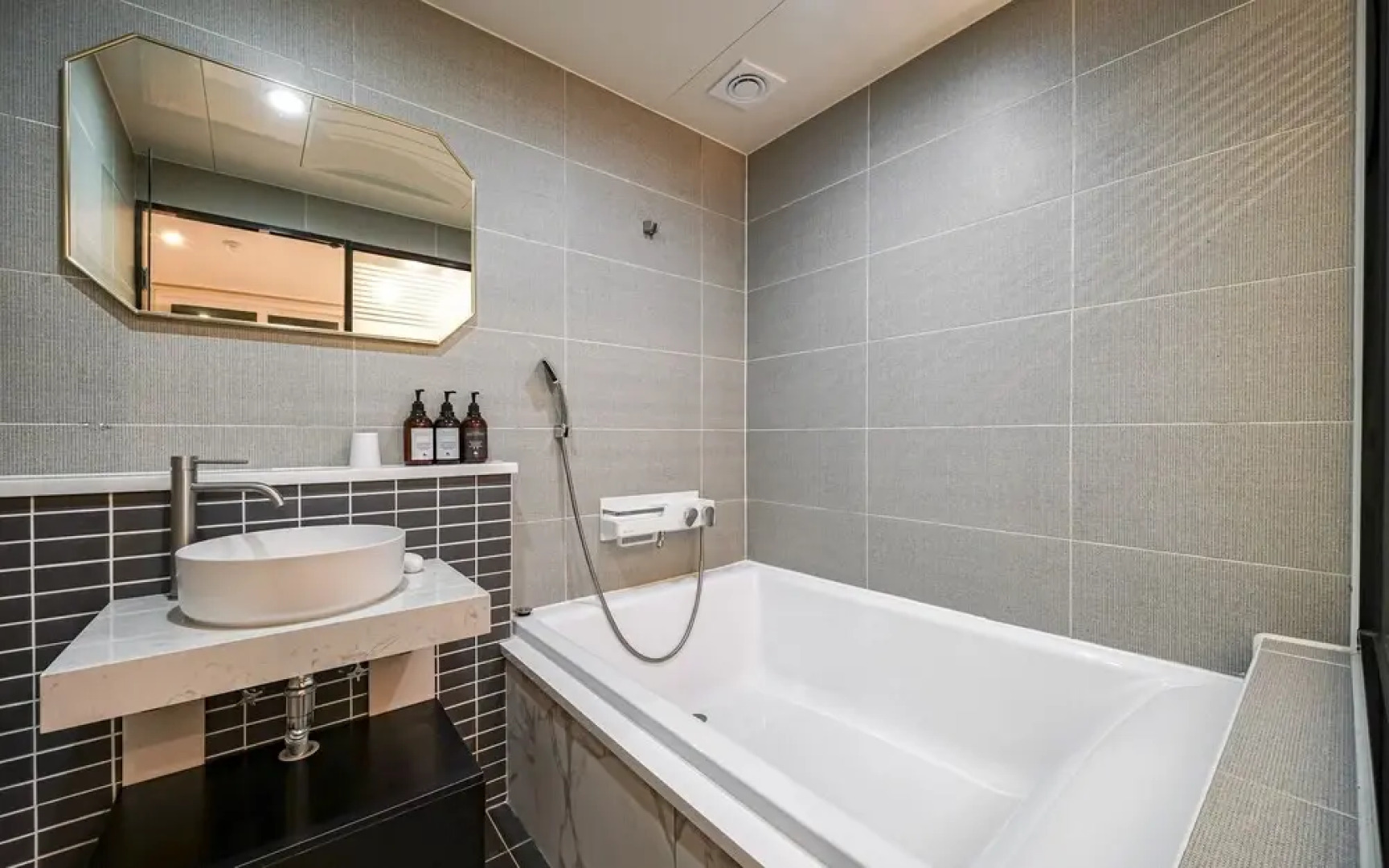 Yangsan Nambu-dong Jjak