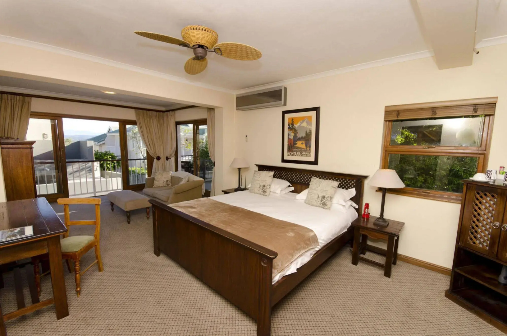 Augusta Bay Guest House