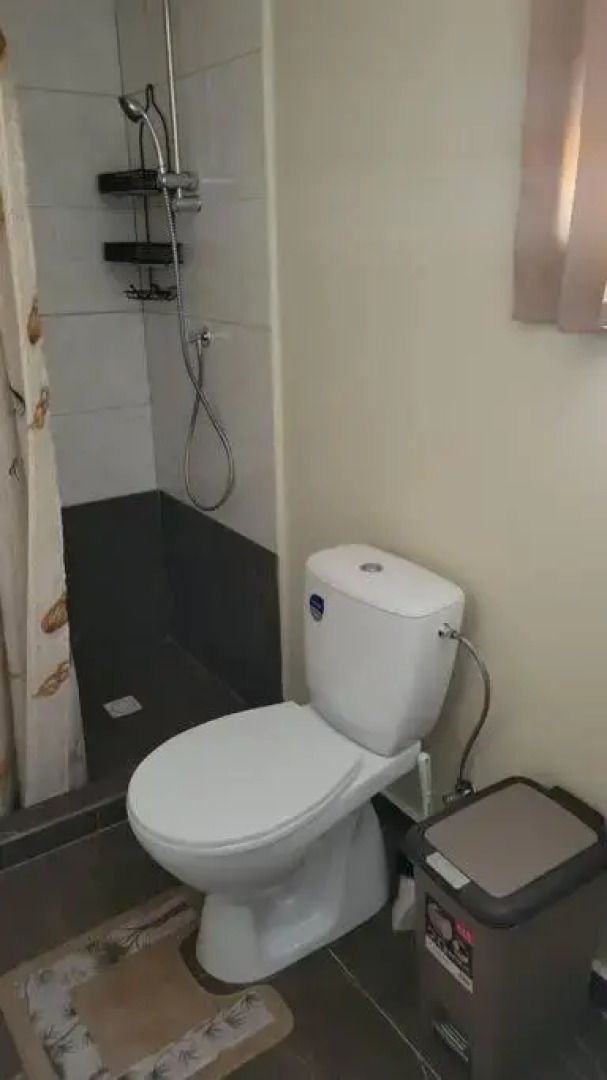 Centrally located, private, 1 bedroom apartment.