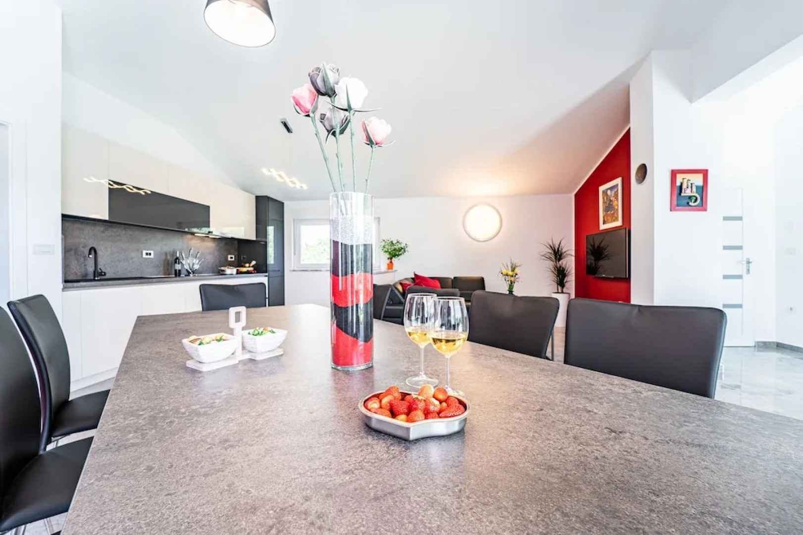 Modern Villa With Pool and Terrace