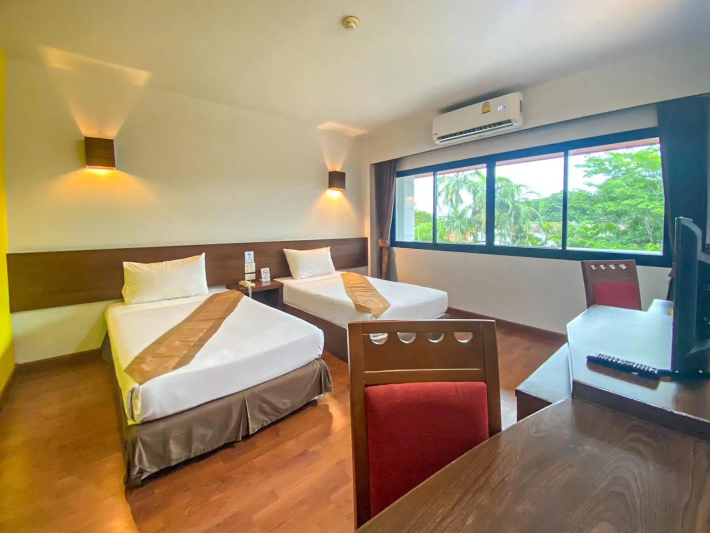 The Ligor City Hotel