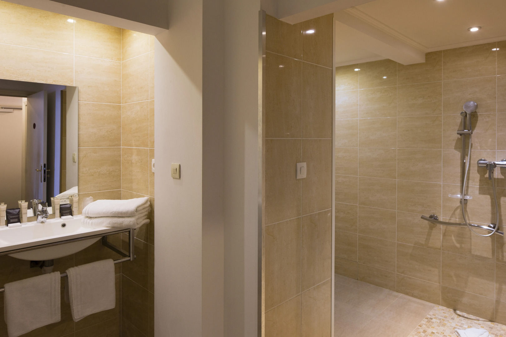 Hotel Chatillon Paris Montparnasse