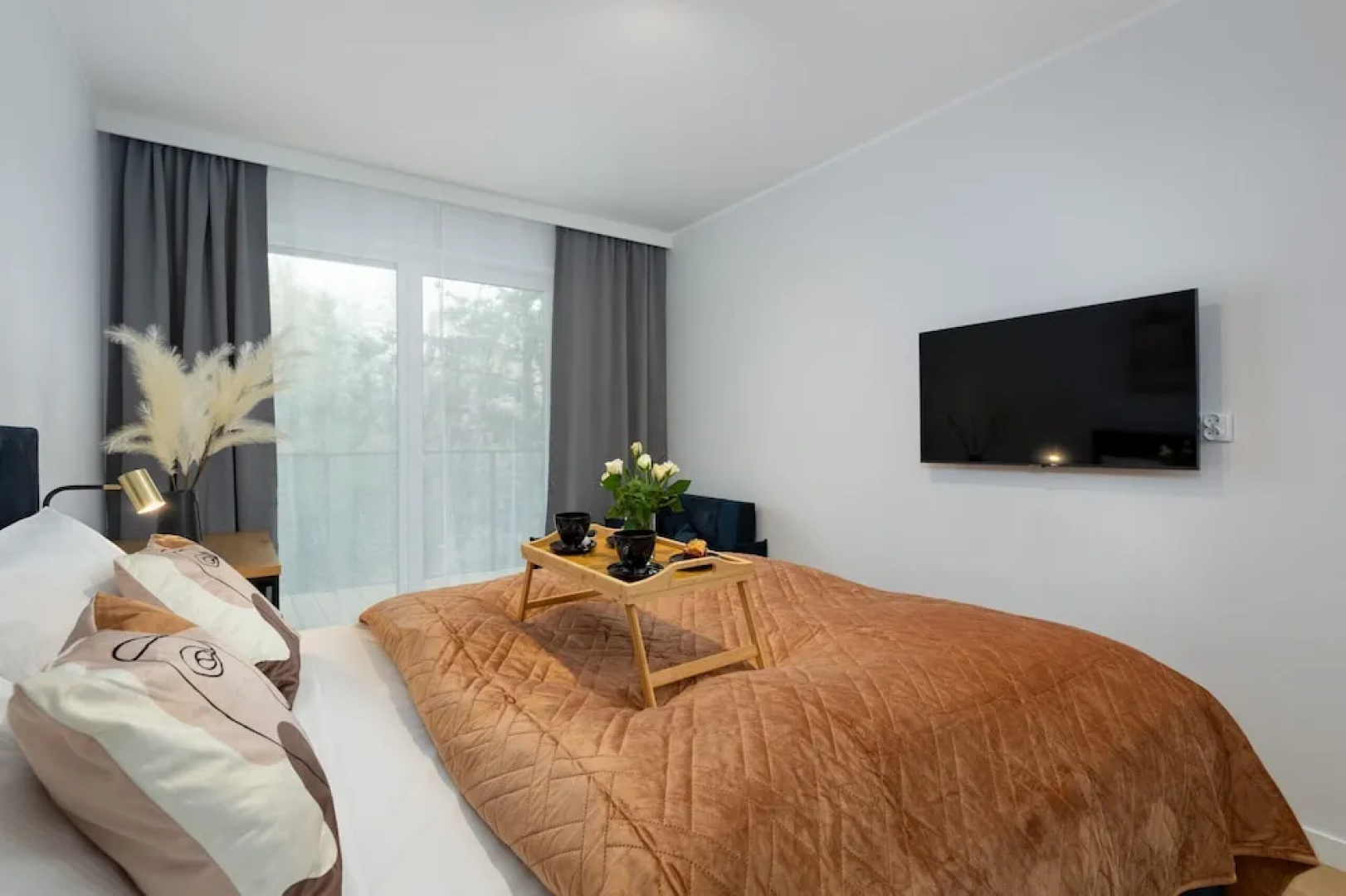 Dziwnów Apartment by the Lake by Renters