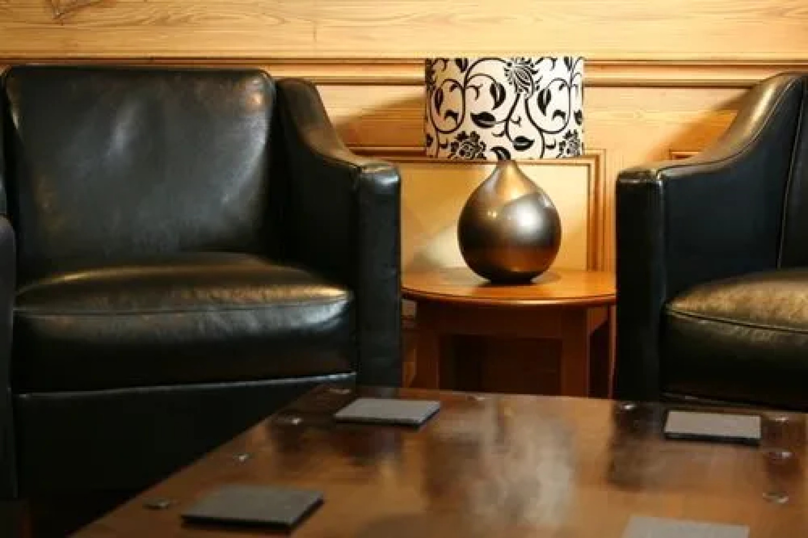 Lonsdale House Hotel