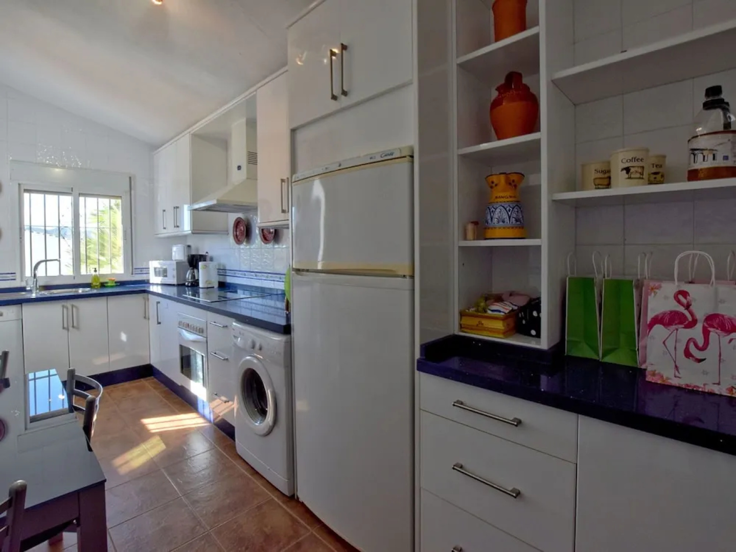 Cozy Holiday Home With Private Swimming Pool in Viñuela