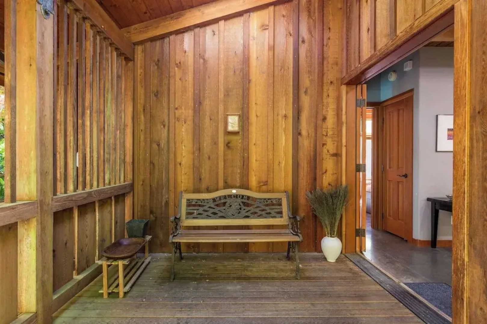 Rhythm Waters by Avantstay Garden Paradise, Pond