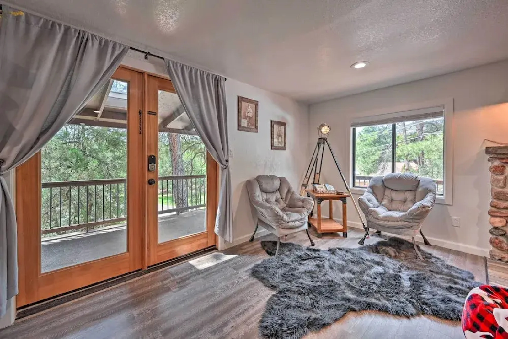 Hot Tub, Game Room: Dog-friendly Pine Cabin!