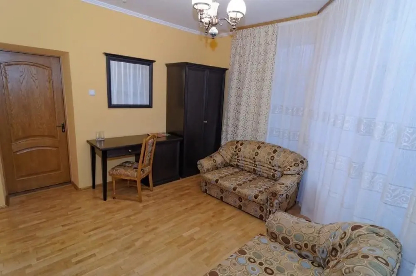 Отель Пысанка