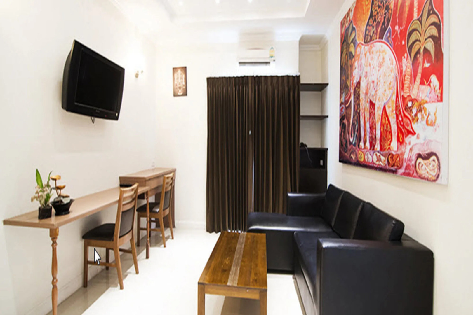 Natural Beach Hotel Pattaya