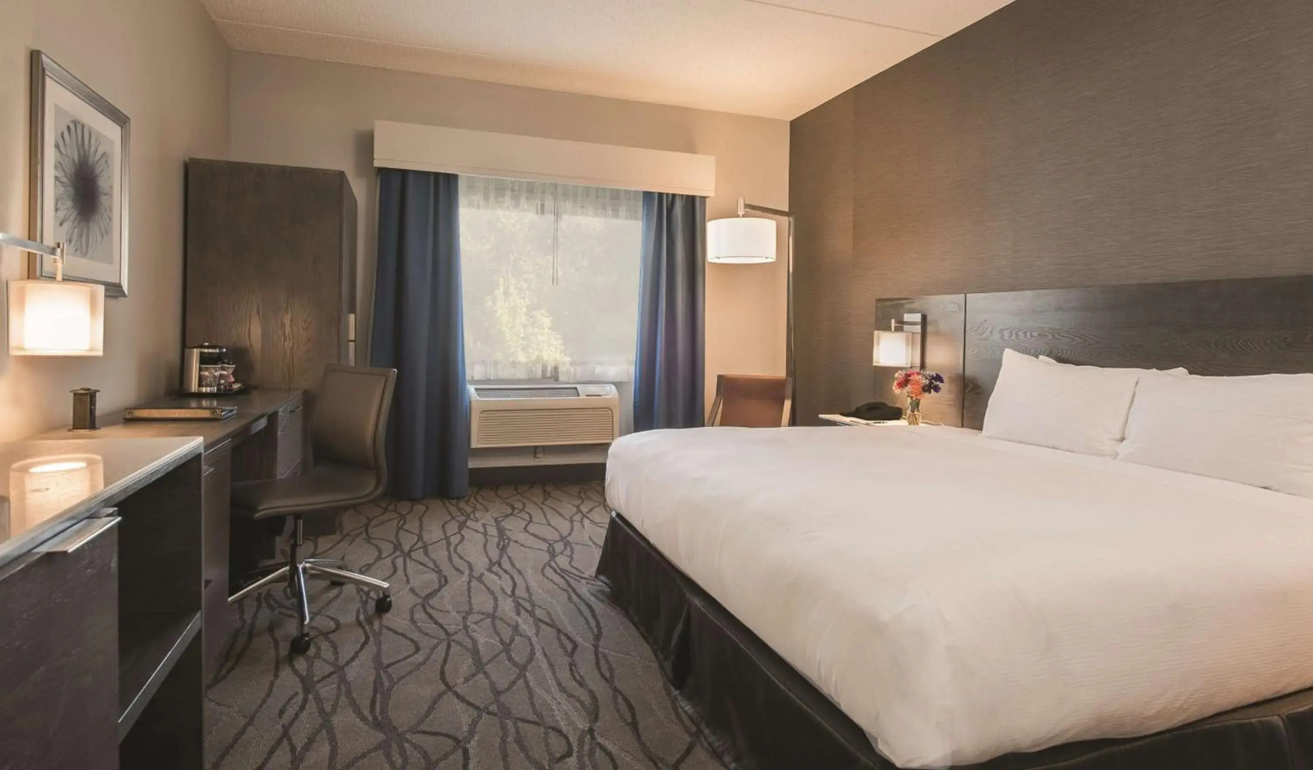 Doubletree by Hilton Hotel Racine Harbourwalk