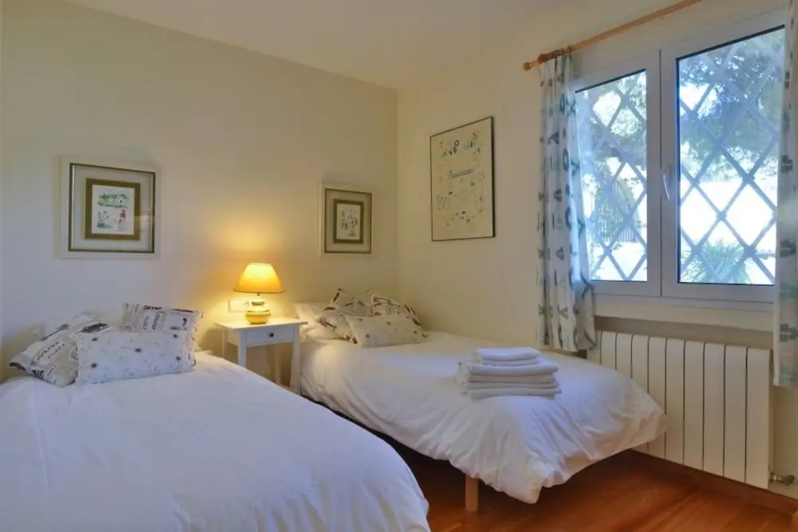 Villa with incredible sea views and pool