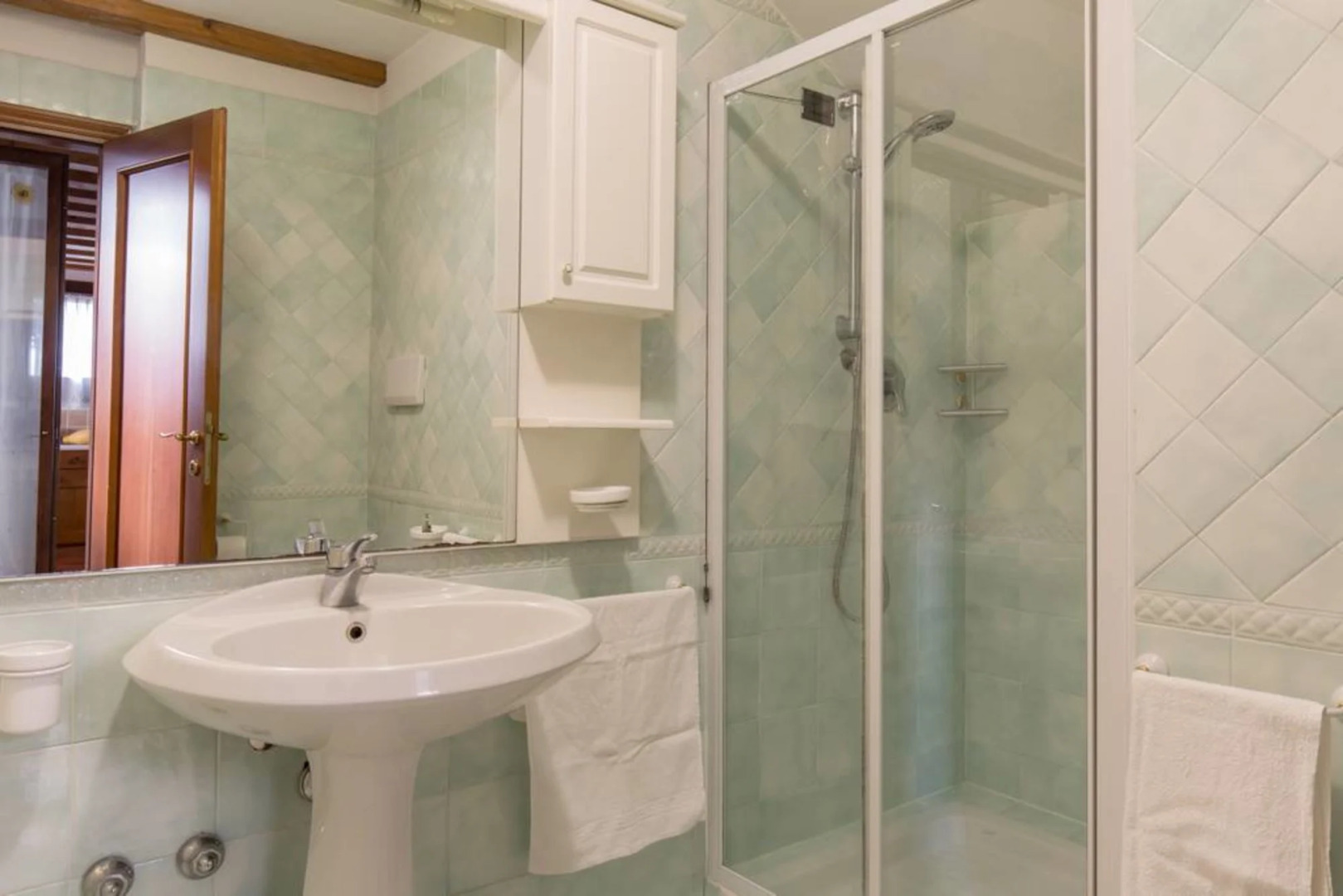 The Mulberries Three Bedroom and two Bathroom Apartment