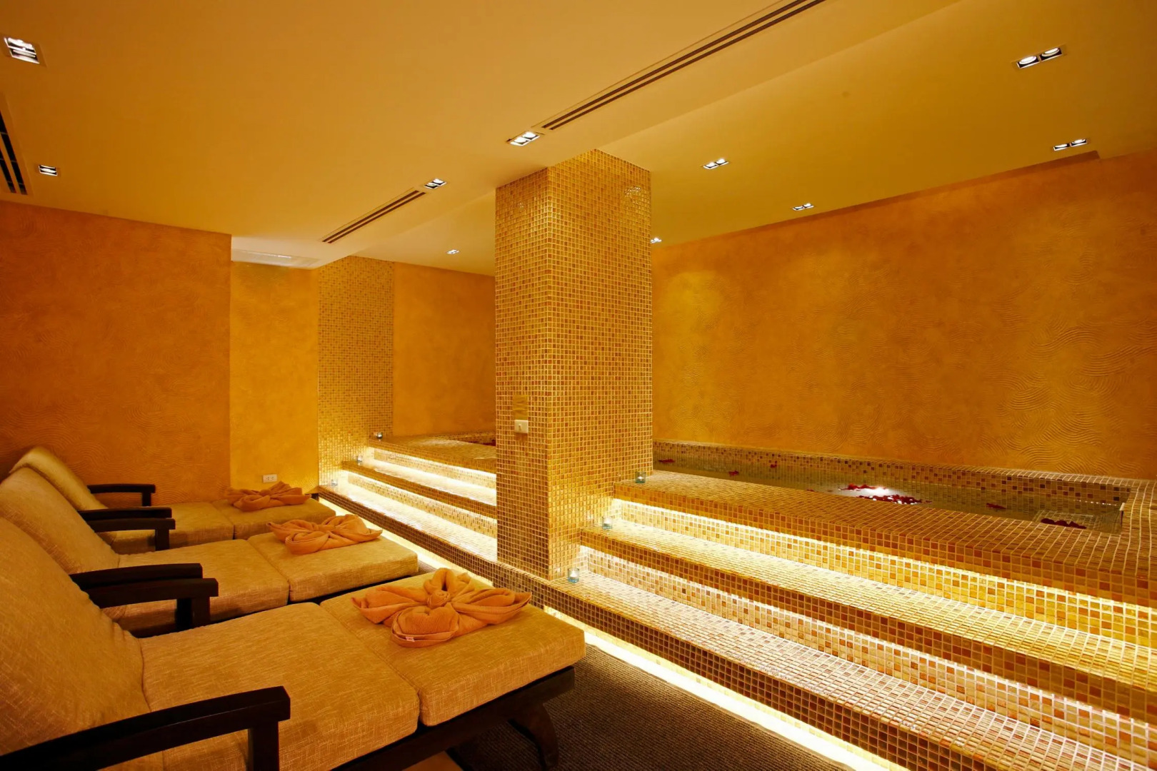 Centara Nova Hotel Pattaya