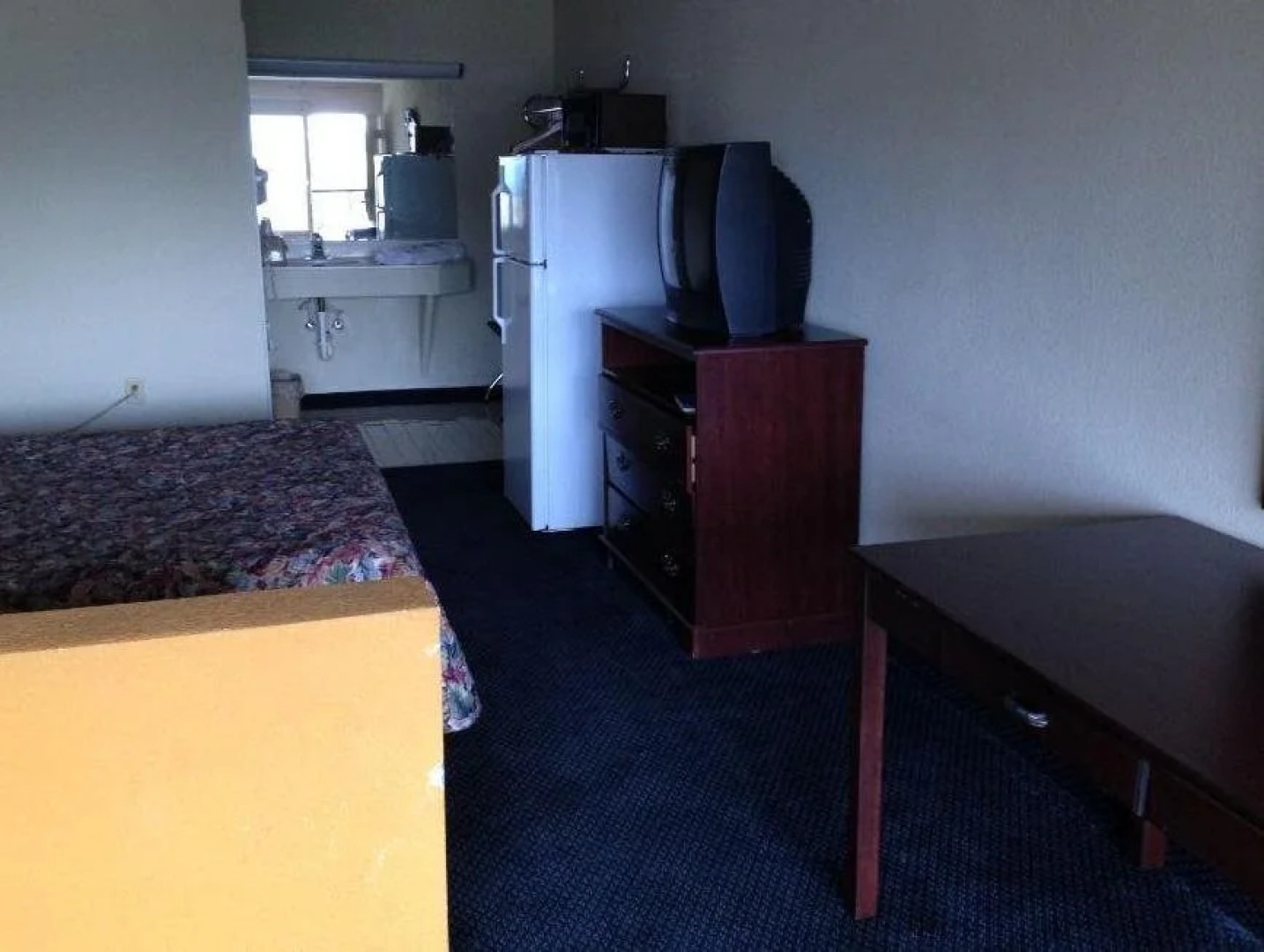 Palmetto Inn & Suites