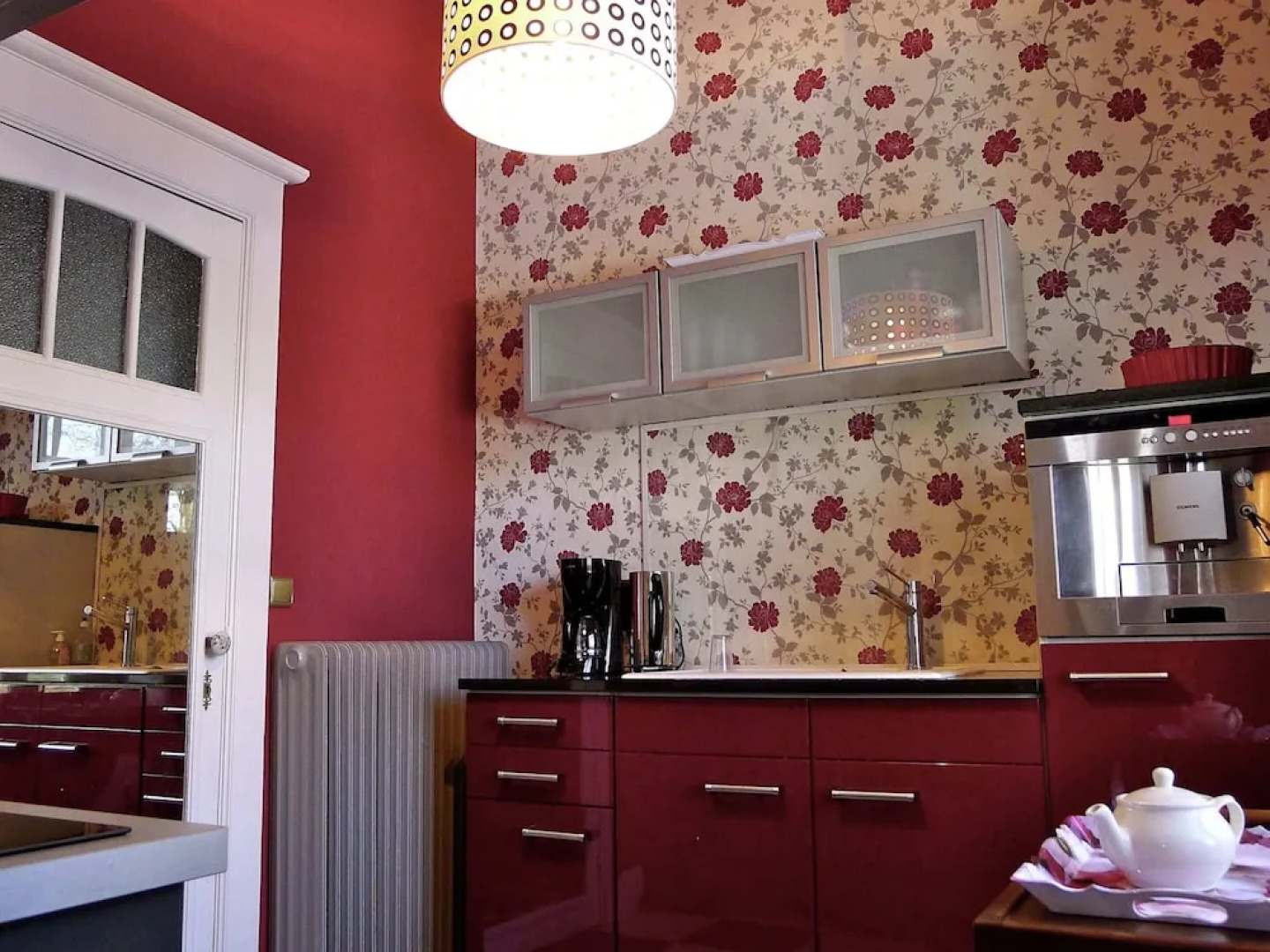 Spacious Spa Villa With Garden