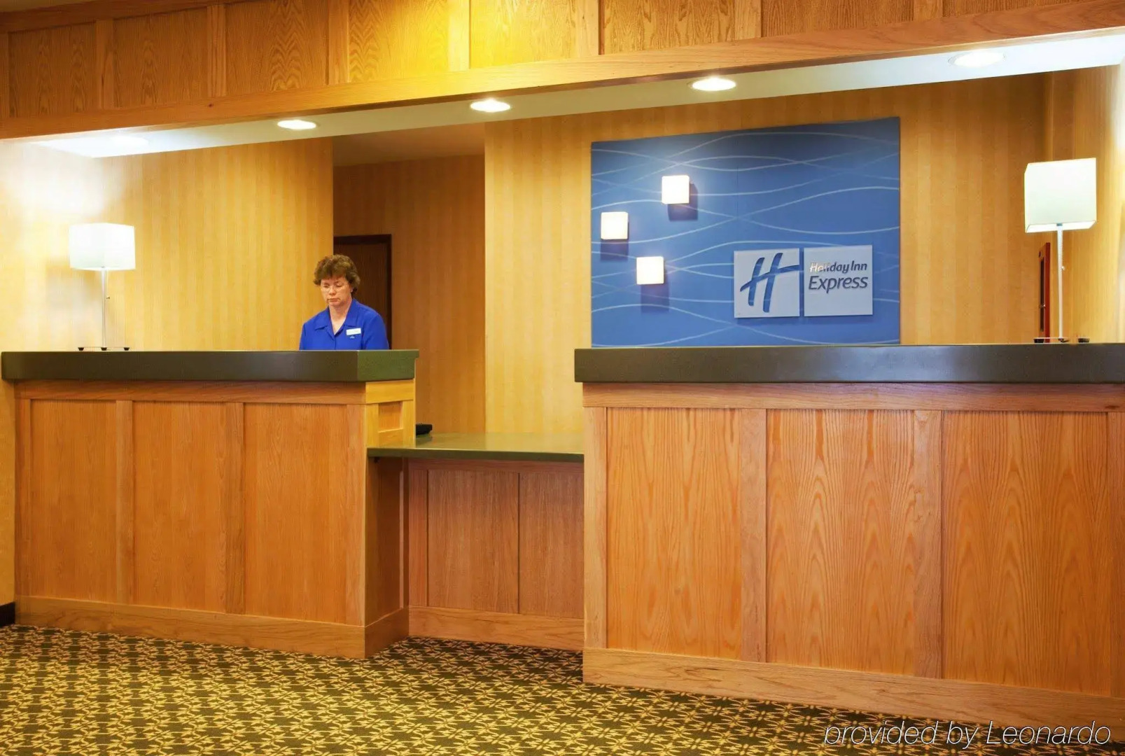 Holiday Inn Express Hotel & Suites Iron Mountain by IHG