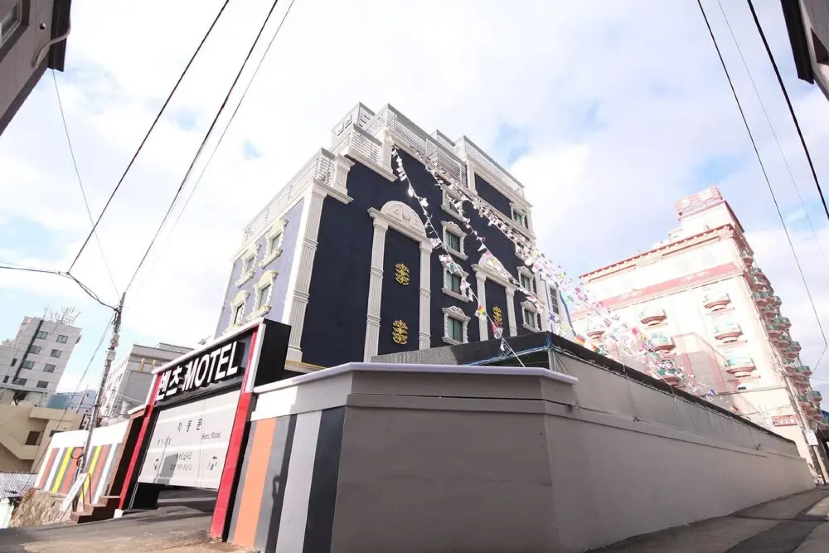 Yangsan Bukbudong Benz