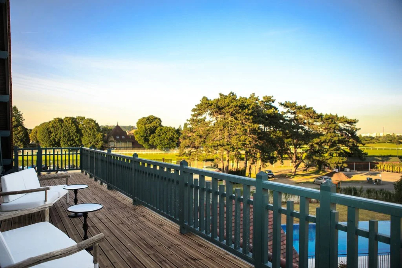 Renaissance Paris Hippodrome De St. Cloud Hotel